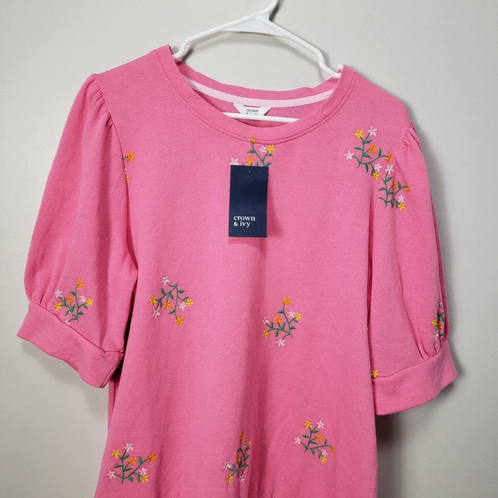 NWT Crown & Ivy Pink Floral Embroidered Short Sleeve Knit Top Sz XL - Picture 4 of 9